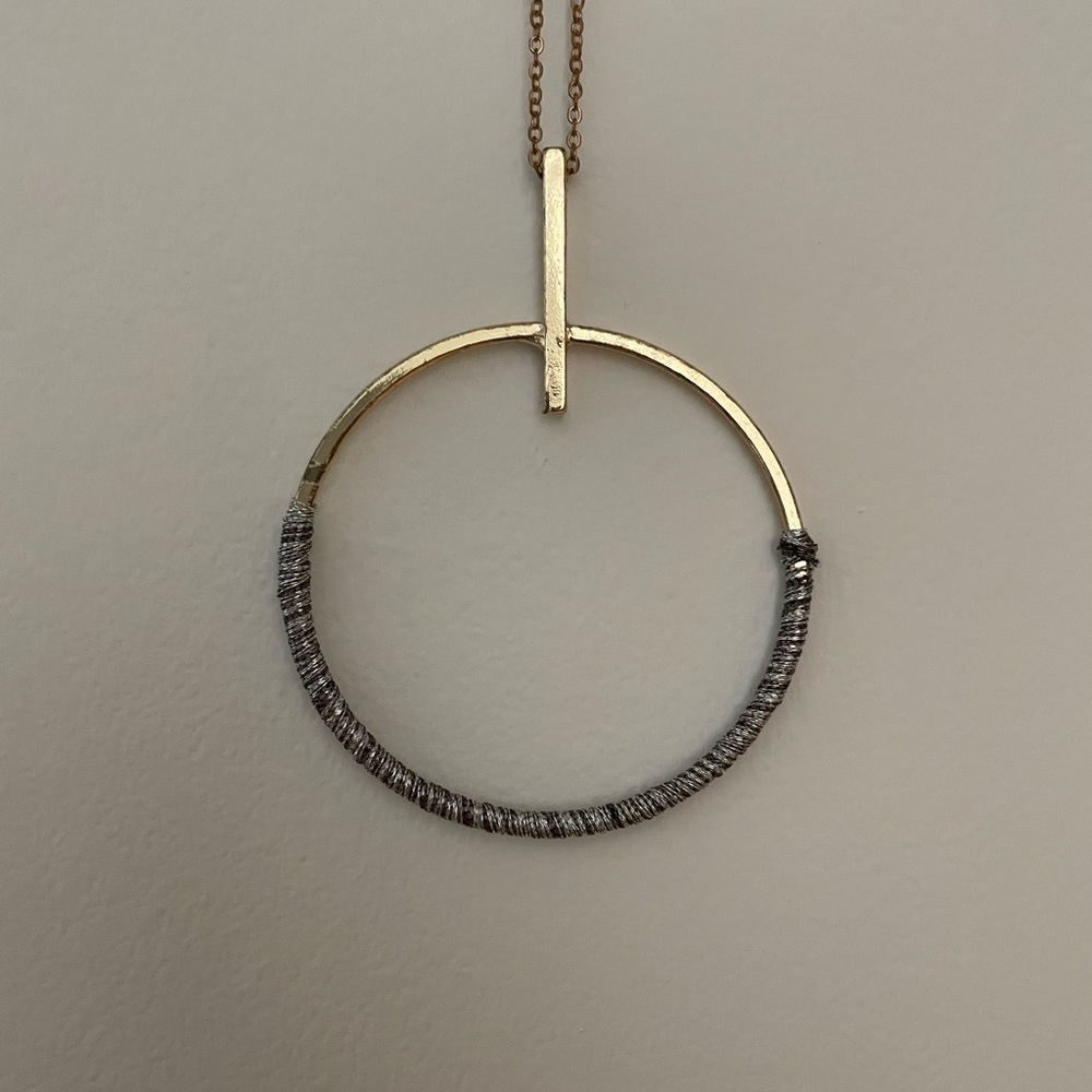 Circle necklace